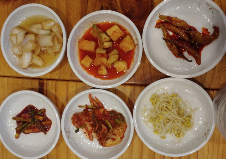 여우고개능이백숙 이미지