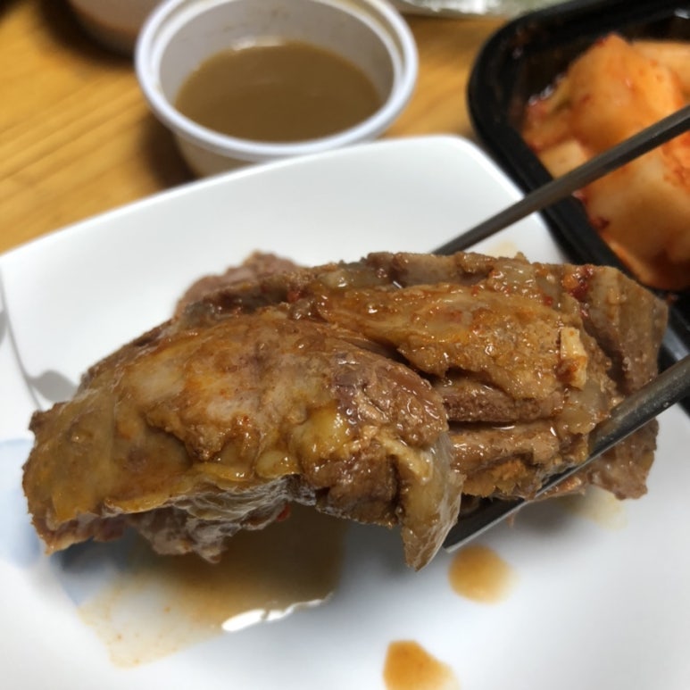 미소감자탕생삼겹김치 이미지