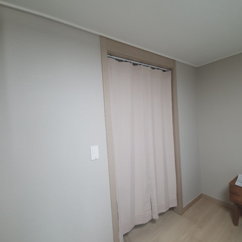 살랑커튼 이미지