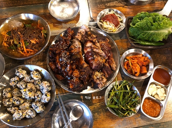 강통족발 이미지