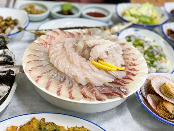 동강횟집 이미지