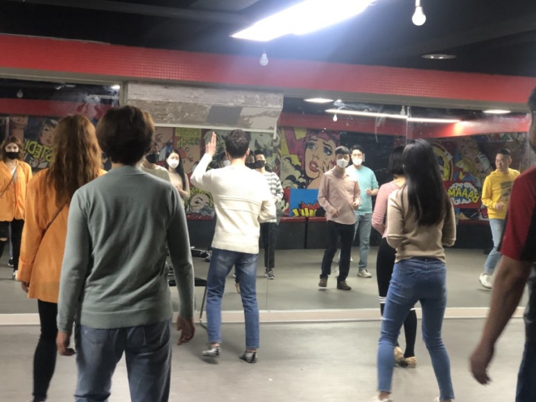 루에다라틴댄스스튜디오 이미지
