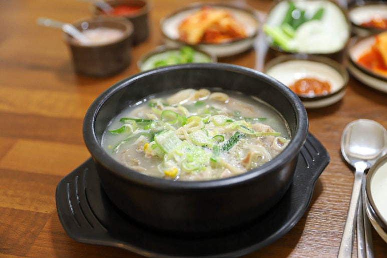 신창손순대국밥 이미지