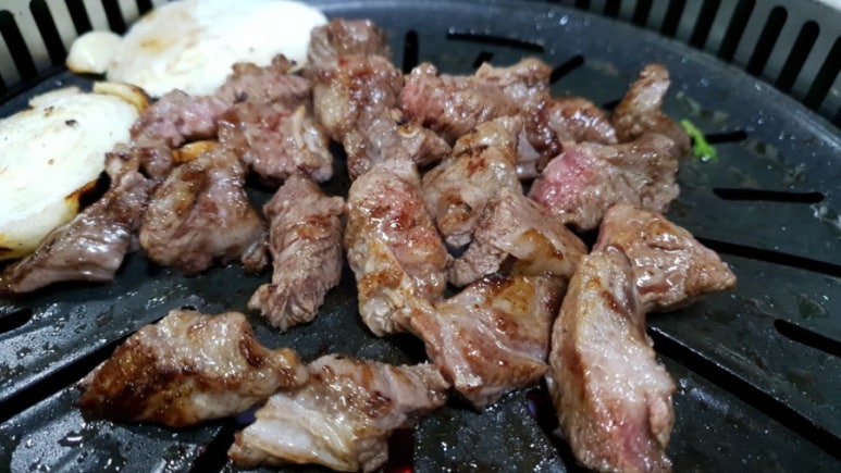 뚝방집 이미지