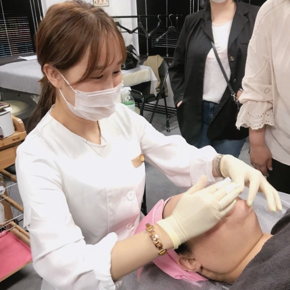 왁싱할리데이 이미지