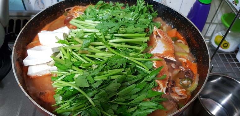 제철해물탕 이미지