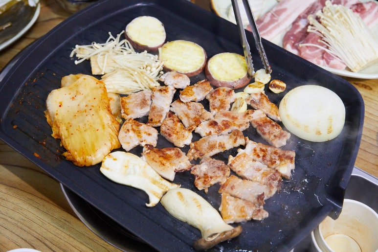 삼남매생삼겹살 이미지