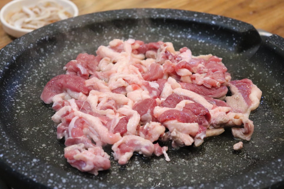 통큰생오리 이미지
