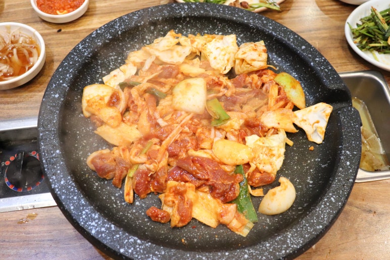 통큰생오리 이미지