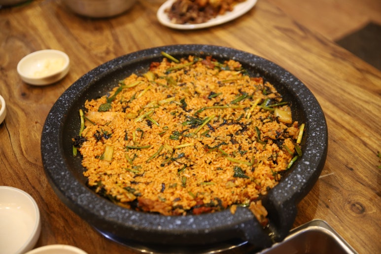 통큰생오리 이미지
