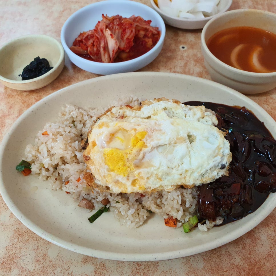 춘화식당 이미지