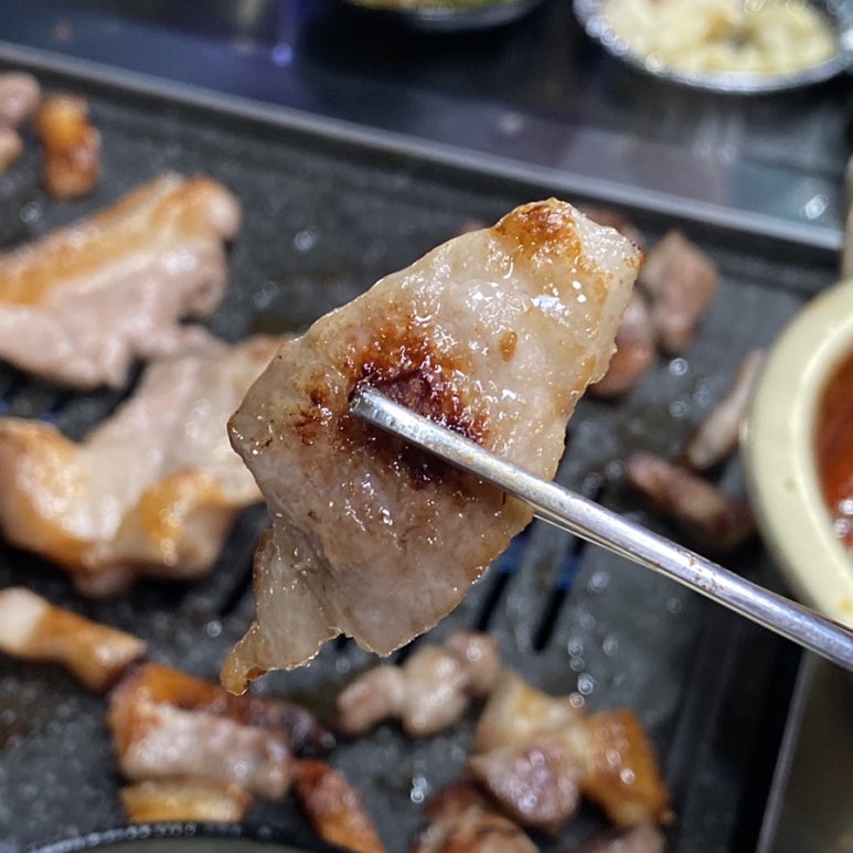 뒷고기냉면 이미지