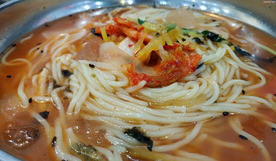 잔치국수 이미지