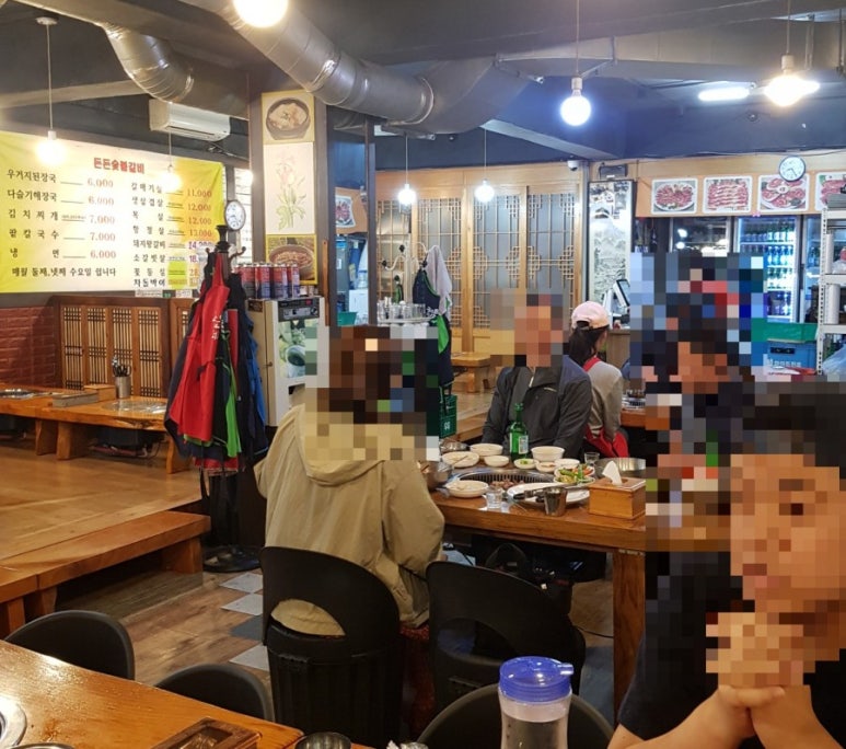돈돈숯불갈비 이미지