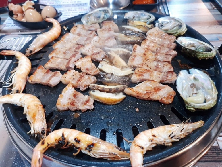 전복품은돼지 이미지
