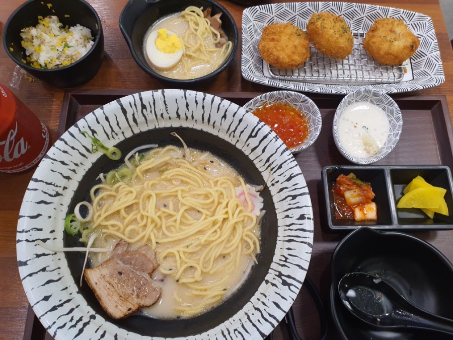 우마이라멘&돈카츠 이미지