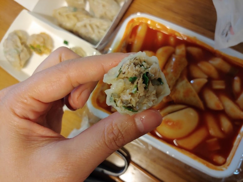찌니손만두 이미지