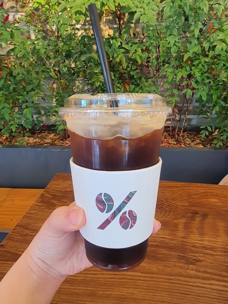텐퍼센트커피부산시민공원점 이미지