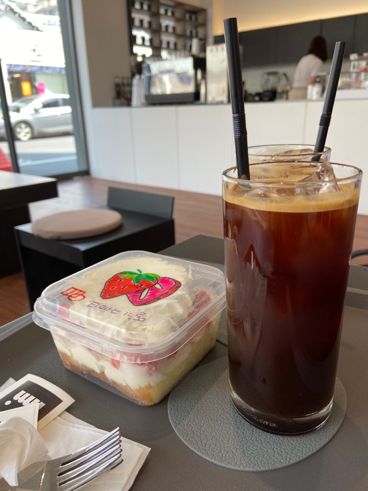 오므(OM) 이미지