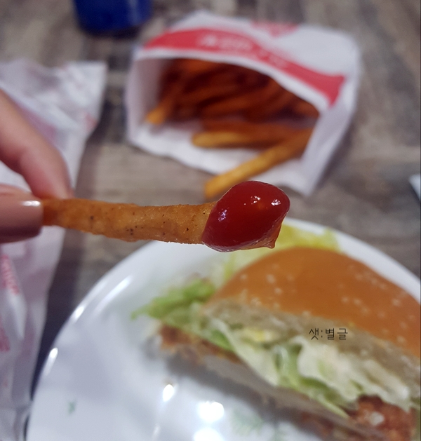 맘스터치사직동 이미지