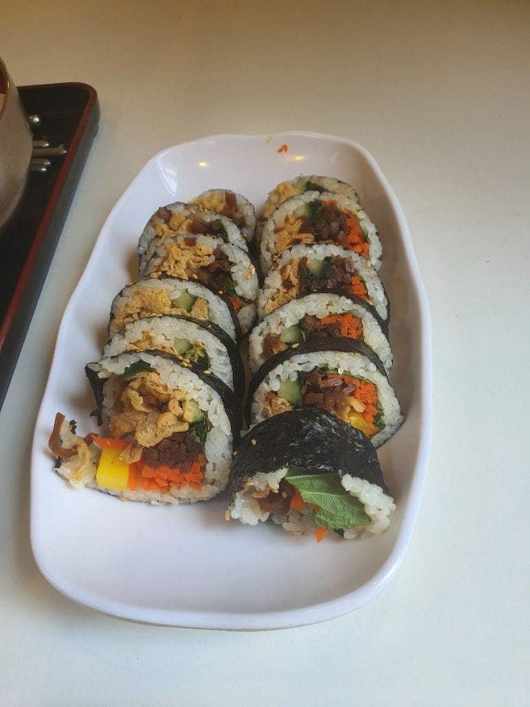 마루자연식김밥 이미지