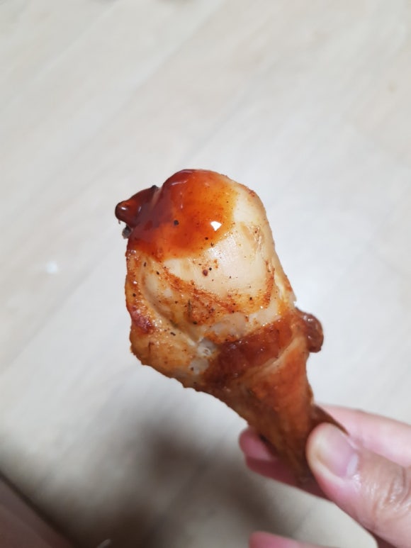 부산 부곡점 굽네치킨 이미지