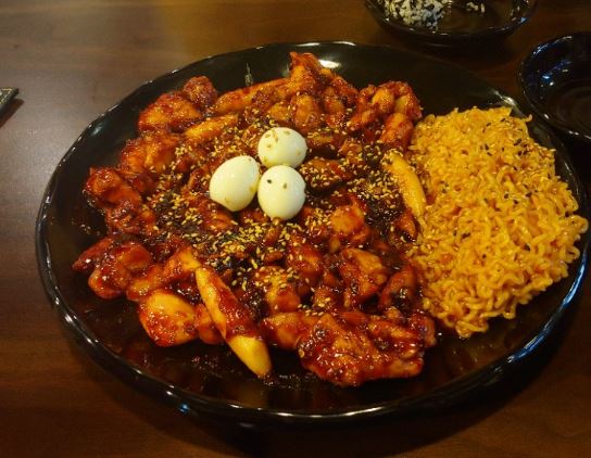 꼬꼬아찌고대점 이미지