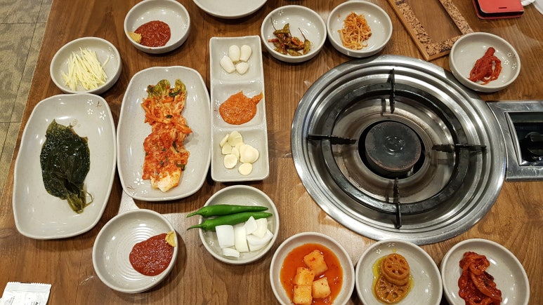 고향집흑염소 이미지