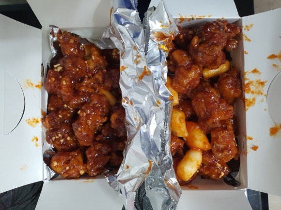 바삭통통 닭강정 이미지