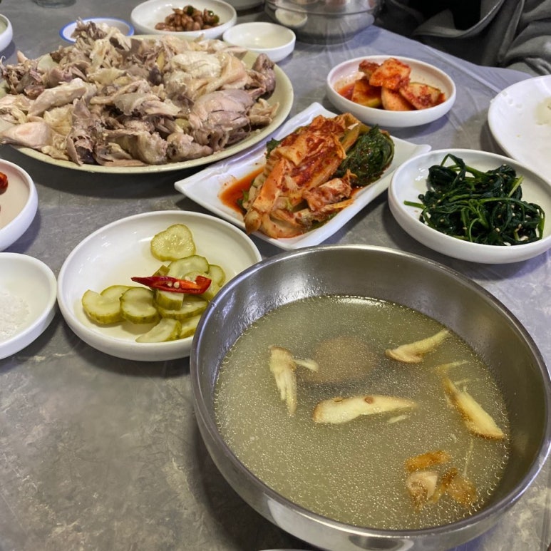 밥먹는하마 이미지