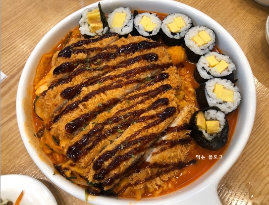 얌샘김밥 이미지