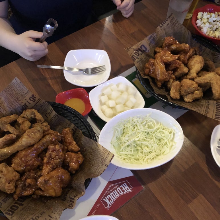 호식이두마리치킨도통점 이미지