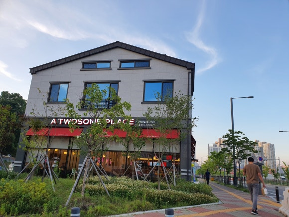 투썸플레이스세교점 이미지