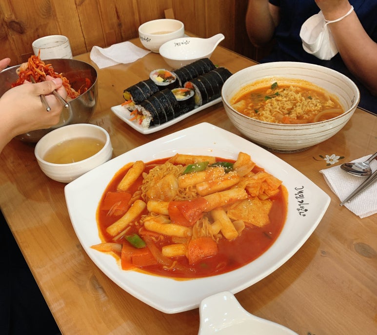 고봉민김밥 이미지
