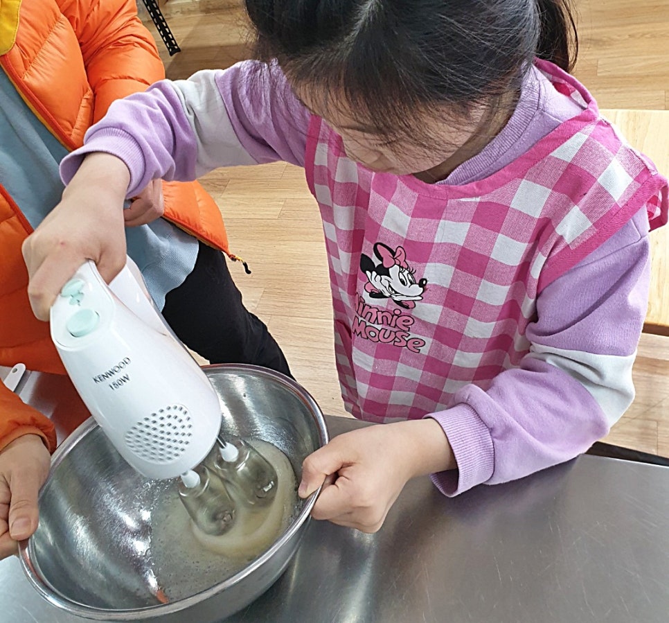빵꿉는미쓰리 이미지
