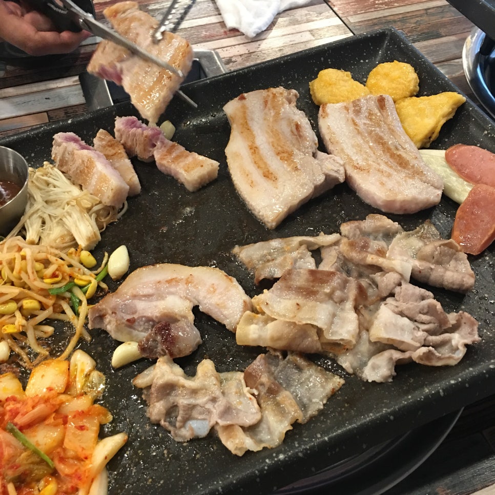 진영 고기짱 이미지