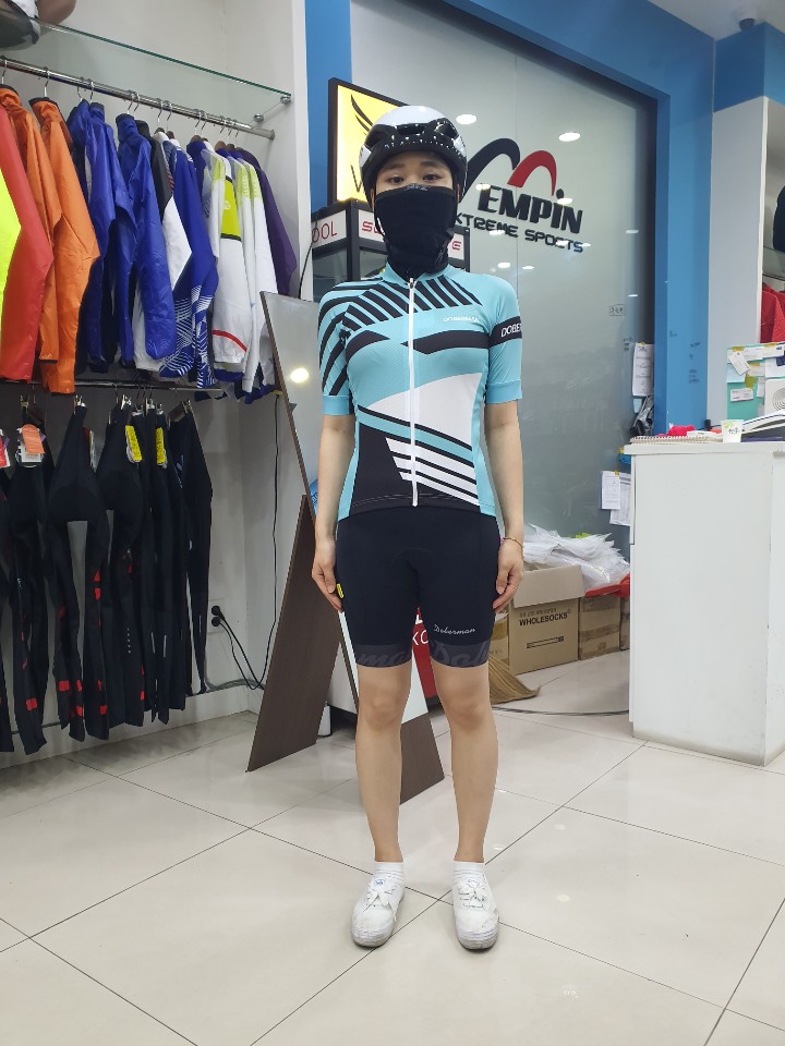 자전거의류아울렛 이미지