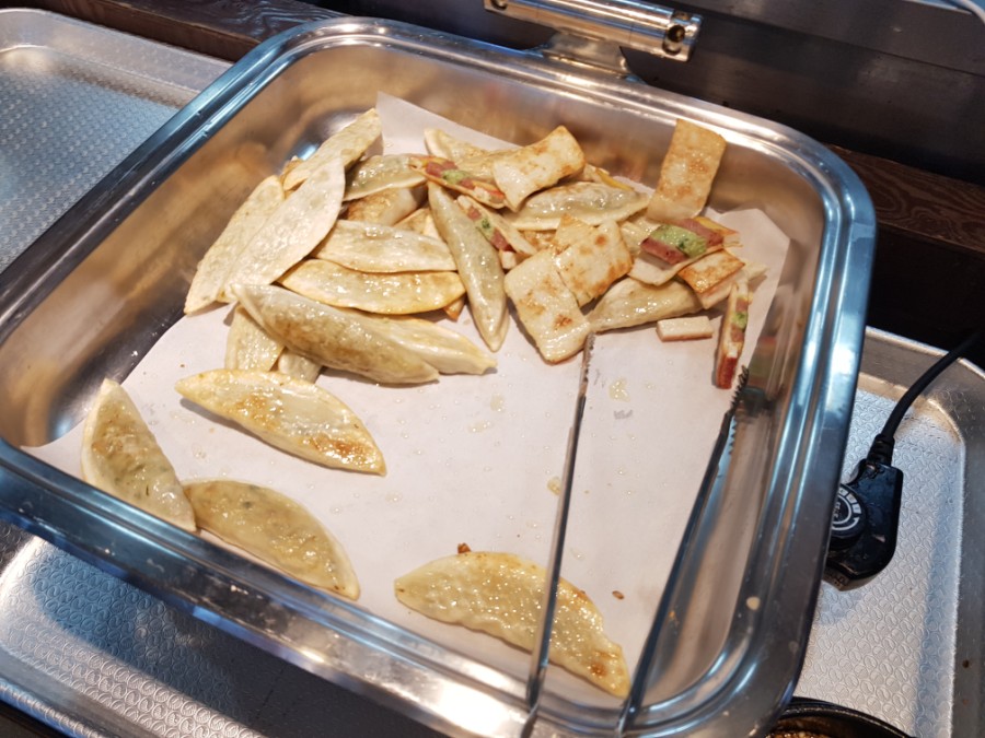 여울한식뷔페 이미지