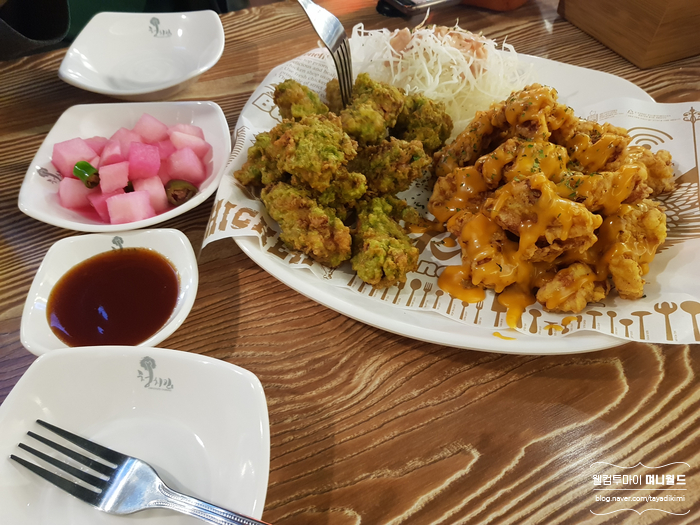 청치킨 이미지