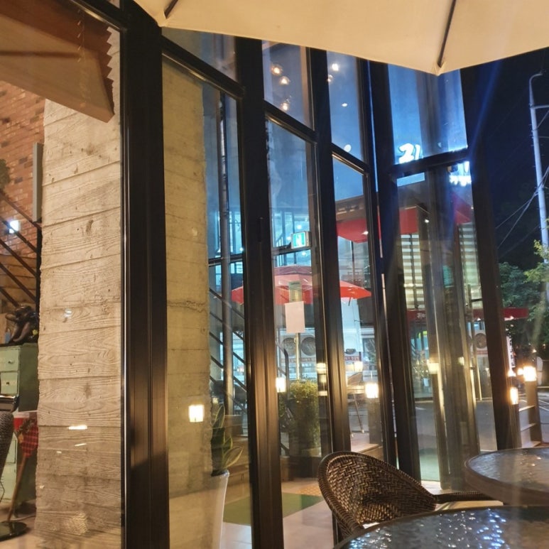 리앤리카페 이미지