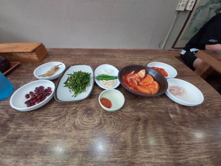 신촌돌솥설렁탕 이미지