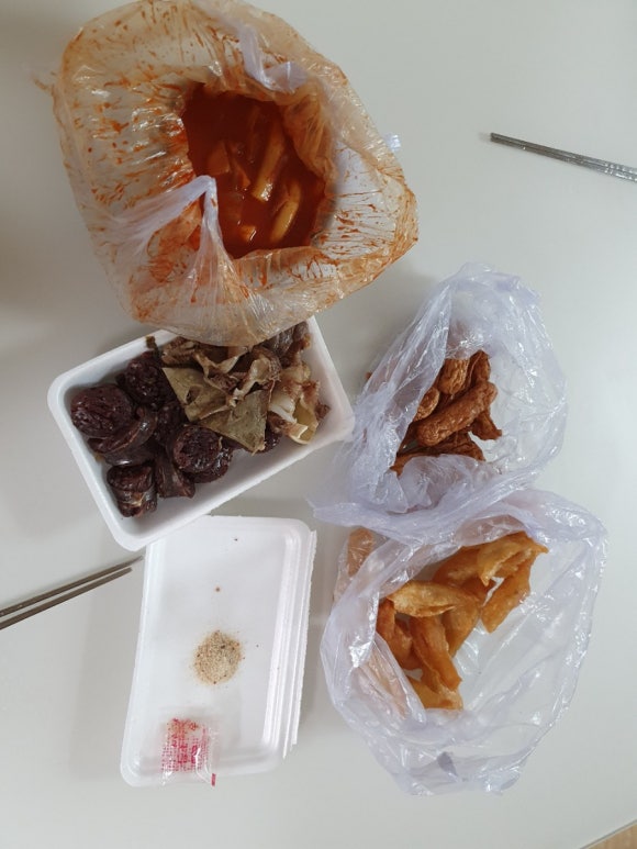 유선두마리치킨 이미지