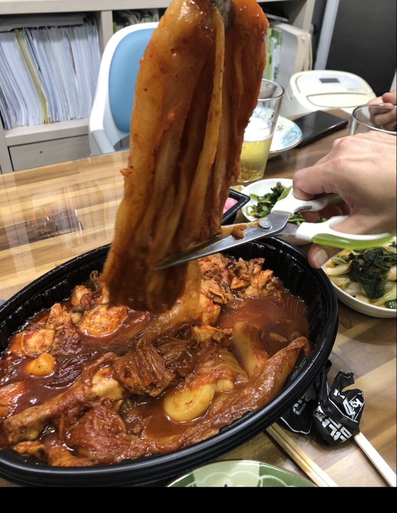 두마리찜닭두찜대전 이미지