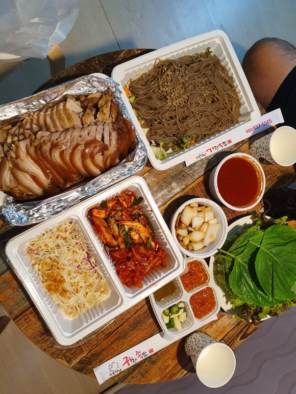 귀한왕족발 이미지