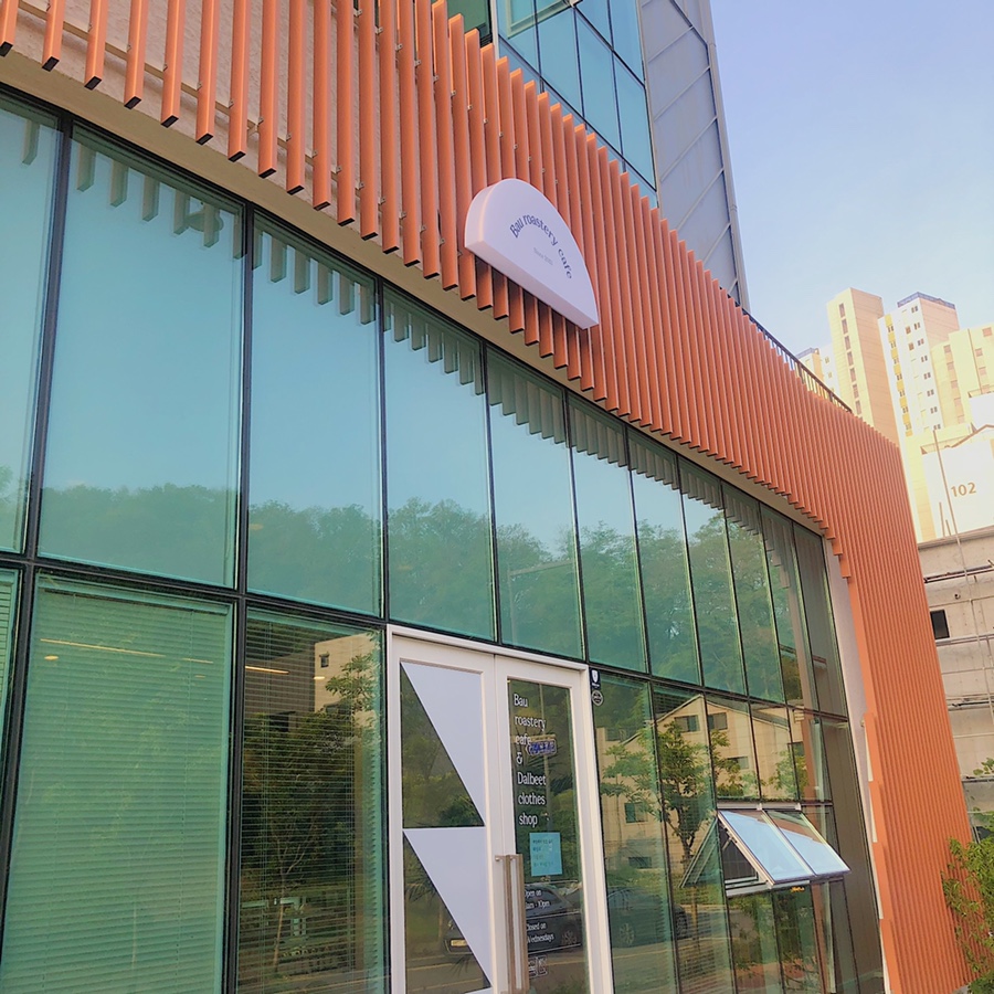 바우로스터리카페 이미지