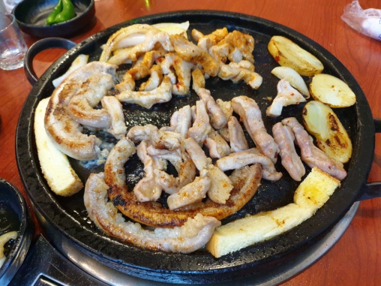 왕십리돌곱창구이 이미지
