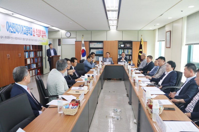 신일건설기계 이미지