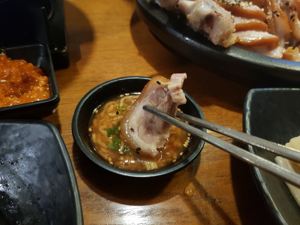아저씨족발 이미지