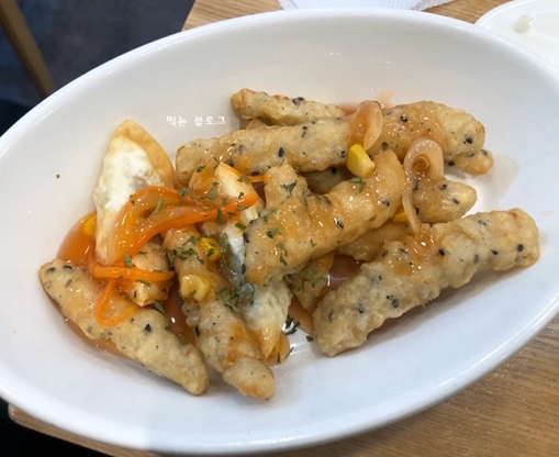 얌샘김밥 이미지