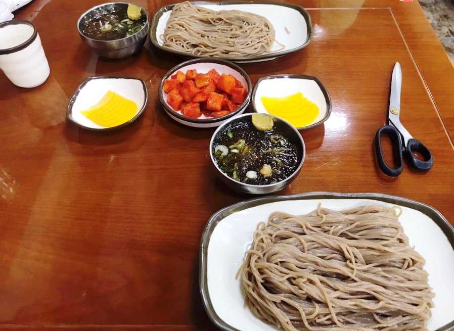 산수옥모밀전문점 이미지